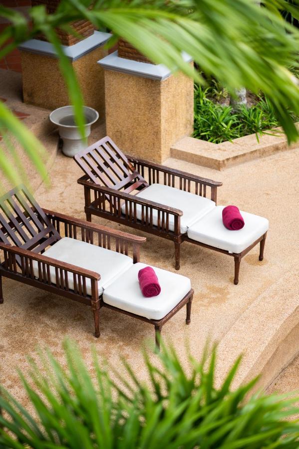Chinoiserie Collection Resort And Spa Nai Harn Kültér fotó